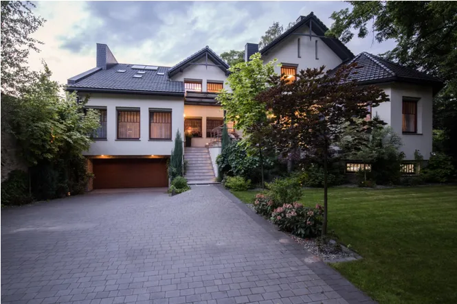 How to Maintain Your Driveway Year-Round